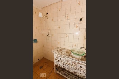 Casa à venda com 190m², 3 quartos e 3 vagasBanheiro