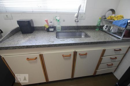 Apartamento à venda com 89m², 2 quartos e 2 vagasPia