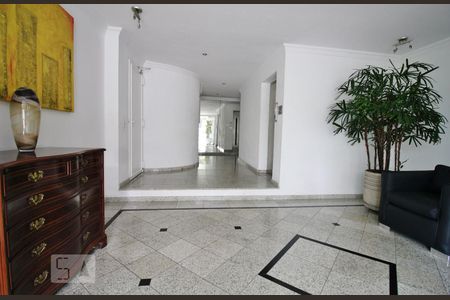 Apartamento à venda com 89m², 2 quartos e 2 vagasHall social