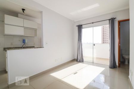 Sala de apartamento para alugar com 1 quarto, 37m² em Setor Leste Universitário, Goiânia