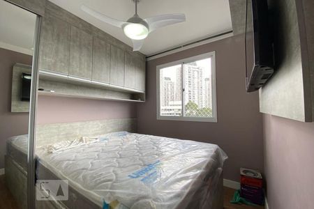 Quarto 1 de apartamento para alugar com 2 quartos, 40m² em Jardim Parque Morumbi, São Paulo
