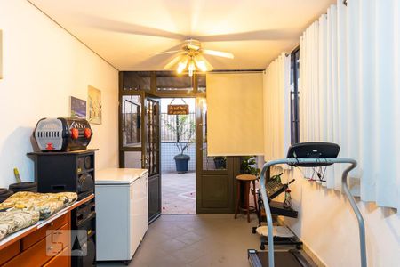 Apartamento à venda com 420m², 3 quartos e 2 vagas Apartamento à venda com 420m², 3 quartos e 2 vagasEscritório