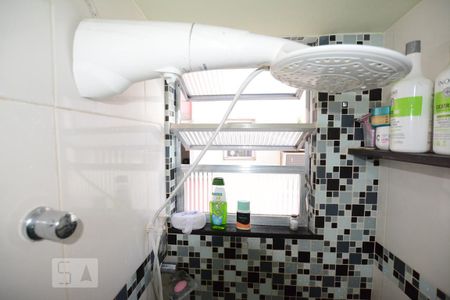 Apartamento para alugar com 55m², 2 quartos e 1 vagaBanheiro Social - chuveiro