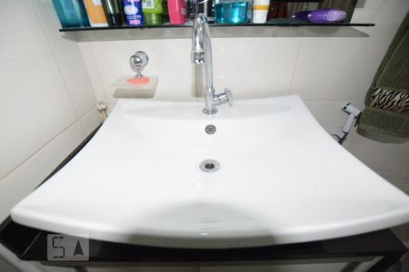 Apartamento para alugar com 55m², 2 quartos e 1 vagaBanheiro Social- pia