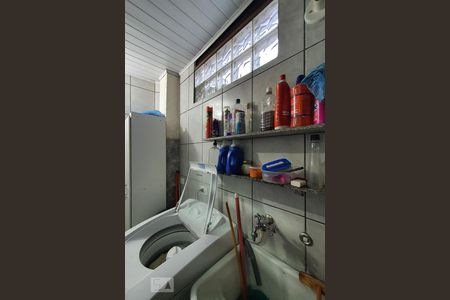 Casa à venda com 250m², 5 quartos e 1 vagaÁrea de serviço da casa inferior