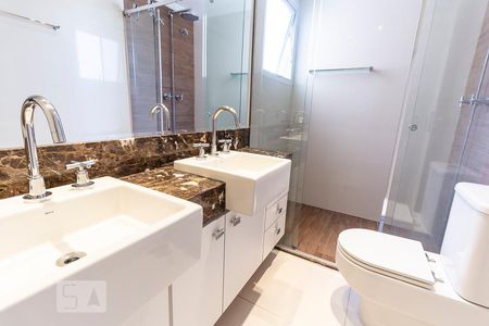 Apartamento à venda com 99m², 2 quartos e 2 vagas Apartamento à venda com 99m², 2 quartos e 2 vagasBanheiro da Suíte 2