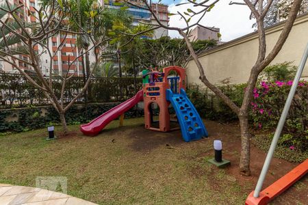 Apartamento à venda com 99m², 2 quartos e 2 vagas Apartamento à venda com 99m², 2 quartos e 2 vagasÁrea Comum - Playground