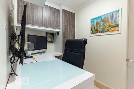 Escritório de apartamento à venda com 2 quartos, 99m² em Jardim das Acacias, São Paulo