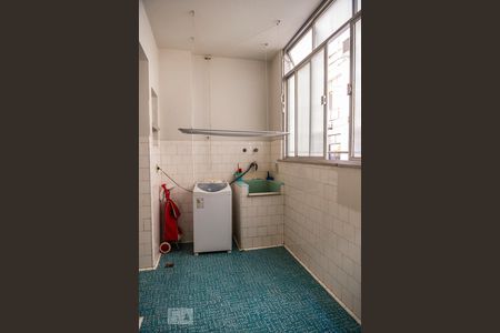 Apartamento à venda com 110m², 3 quartos e 1 vaga Apartamento à venda com 110m², 3 quartos e 1 vagaÁrea de Serviço