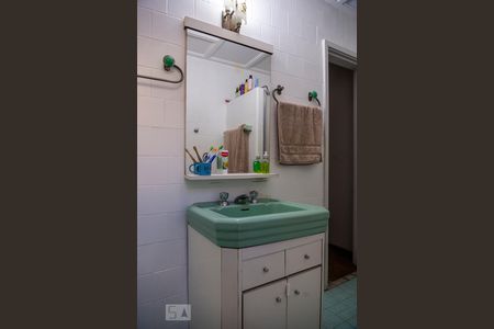 Apartamento à venda com 110m², 3 quartos e 1 vaga Apartamento à venda com 110m², 3 quartos e 1 vagaBanheiro