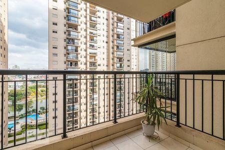 Varanda da Sala de apartamento para alugar com 2 quartos, 68m² em Jardim Tupanci, Barueri