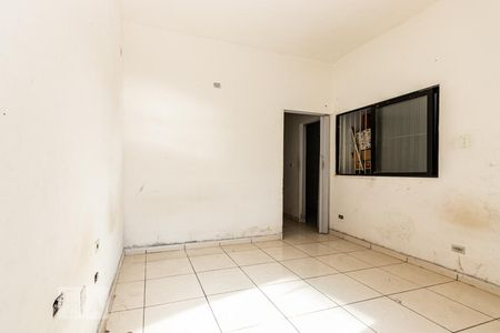 Sala/Quarto de casa à venda com 1 quarto, 45m² em Vila Carmosina, São Paulo