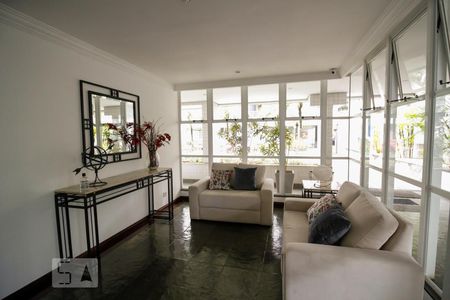 Apartamento à venda com 79m², 2 quartos e 2 vagasHall de Entrada