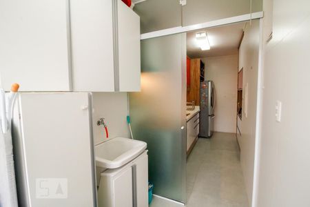 Apartamento à venda com 79m², 2 quartos e 2 vagasÁrea de Serviço