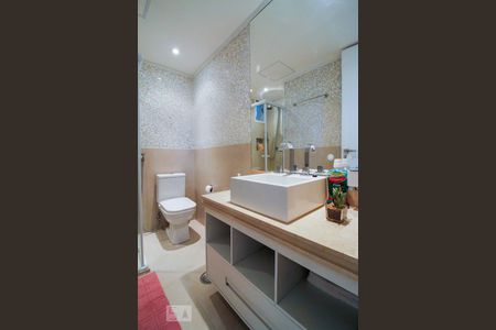 Apartamento à venda com 79m², 2 quartos e 2 vagasBanheiro Social