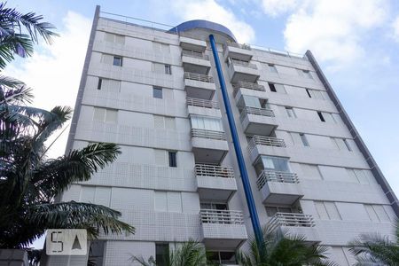 Apartamento à venda com 79m², 2 quartos e 2 vagasFachada
