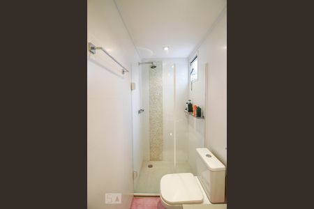 Apartamento à venda com 79m², 2 quartos e 2 vagasBanheiro da Suíte