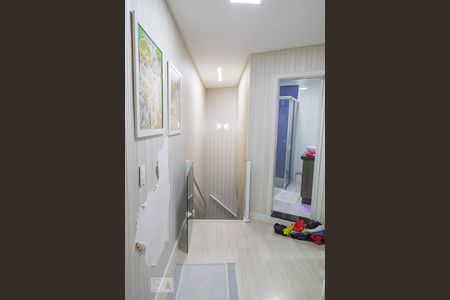 Casa à venda com 13984m², 3 quartos e 2 vagas Casa à venda com 13984m², 3 quartos e 2 vagasCorredor