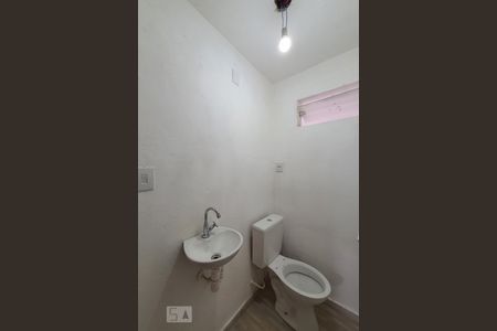 Apartamento para alugar com 90m², 2 quartos e sem vagaLavabo