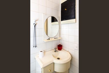 Apartamento à venda com 260m², 3 quartos e 2 vagas Apartamento à venda com 260m², 3 quartos e 2 vagasBanheiro de Serviço