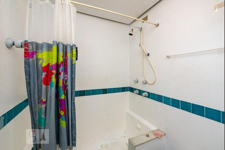 Apartamento à venda com 260m², 3 quartos e 2 vagas Apartamento à venda com 260m², 3 quartos e 2 vagasBanheiro Social
