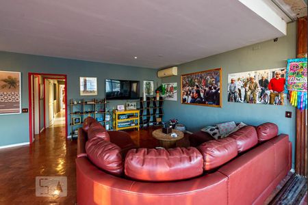 Apartamento à venda com 260m², 3 quartos e 2 vagas Apartamento à venda com 260m², 3 quartos e 2 vagasSala 1