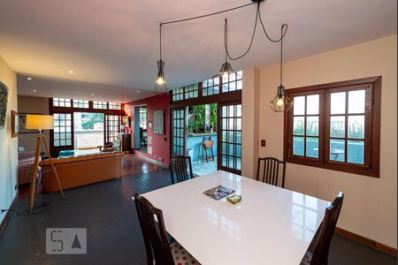 Apartamento à venda com 260m², 3 quartos e 2 vagas Apartamento à venda com 260m², 3 quartos e 2 vagasSala 2