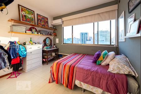 Apartamento à venda com 260m², 3 quartos e 2 vagas Apartamento à venda com 260m², 3 quartos e 2 vagasQuarto 2