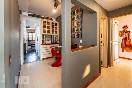 Apartamento à venda com 260m², 3 quartos e 2 vagas Apartamento à venda com 260m², 3 quartos e 2 vagasEscritório