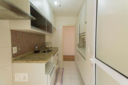 Apartamento para alugar com 83m², 3 quartos e 2 vagasCozinha