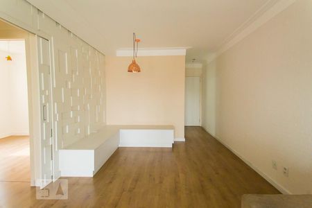 Sala de apartamento para alugar com 3 quartos, 83m² em Vila Gumercindo, São Paulo