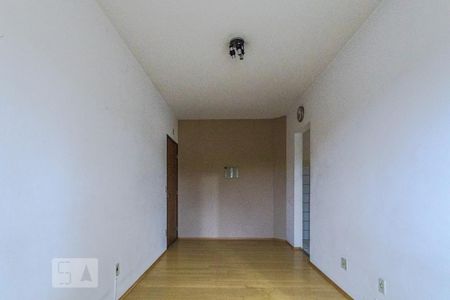 Sala  de apartamento para alugar com 2 quartos, 60m² em Vila Mogilar, Mogi das Cruzes