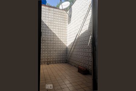 Casa à venda com 240m², 3 quartos e 5 vagasJardim de inverno