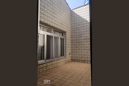 Casa à venda com 240m², 3 quartos e 5 vagasJardim de inverno