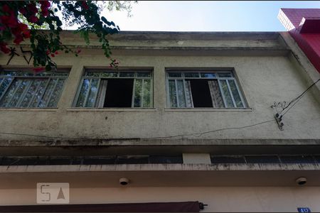 Casa à venda com 240m², 3 quartos e 5 vagasFachada