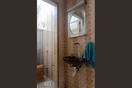 Banheiro de casa à venda com 3 quartos, 240m² em Água Branca, São Paulo