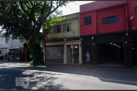 Casa à venda com 240m², 3 quartos e 5 vagasFachada