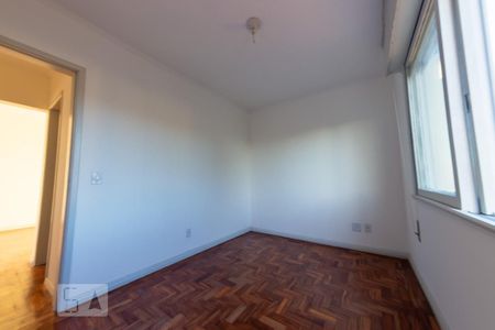 Quarto 2 de apartamento para alugar com 2 quartos, 70m² em Partenon, Porto Alegre