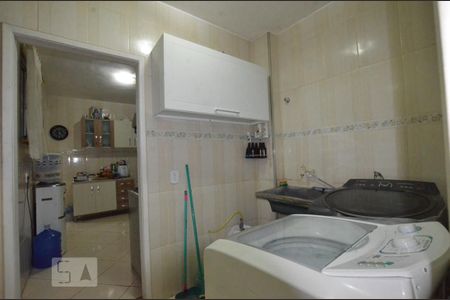 Apartamento à venda com 72m², 2 quartos e 1 vagaÁrea de Serviço