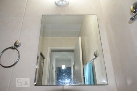 Apartamento à venda com 72m², 2 quartos e 1 vagaBanheiro de Serviço- espelho