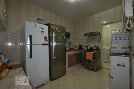 Apartamento à venda com 72m², 2 quartos e 1 vagaCozinha