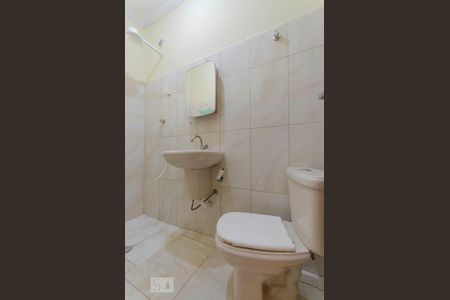 Casa para alugar com 80m², 2 quartos e sem vagaBanheiro