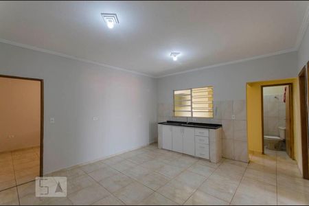 Casa para alugar com 80m², 2 quartos e sem vagaCozinha
