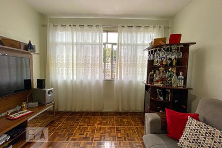 Sala de apartamento para alugar com 3 quartos, 93m² em Penha Circular, Rio de Janeiro