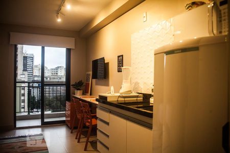 Sala/Cozinha de kitnet/studio para alugar com 1 quarto, 27m² em Centro, São Paulo