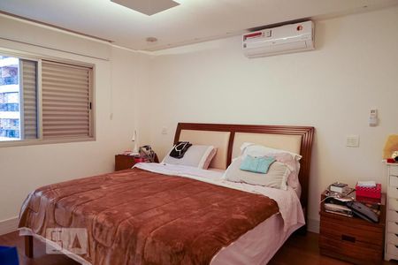 Suíte 1 de apartamento para alugar com 4 quartos, 240m² em Perdizes, São Paulo