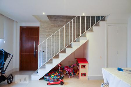 Sala 1 de apartamento para alugar com 4 quartos, 240m² em Perdizes, São Paulo