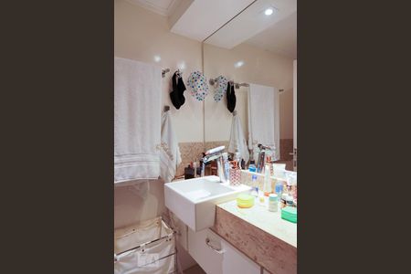 Apartamento para alugar com 240m², 4 quartos e 2 vagasBanheiro da Suíte 1