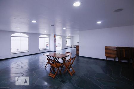 Apartamento para alugar com 240m², 4 quartos e 2 vagasÁrea comum - Salão de festas