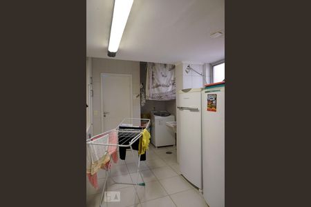 Apartamento para alugar com 240m², 4 quartos e 2 vagasÁrea de Serviço